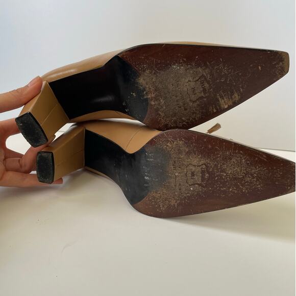 Stuart Weitzman Beige Leather Pumps Size 8C Office Elegant Pointed Snip Toe - Picture 8 of 11